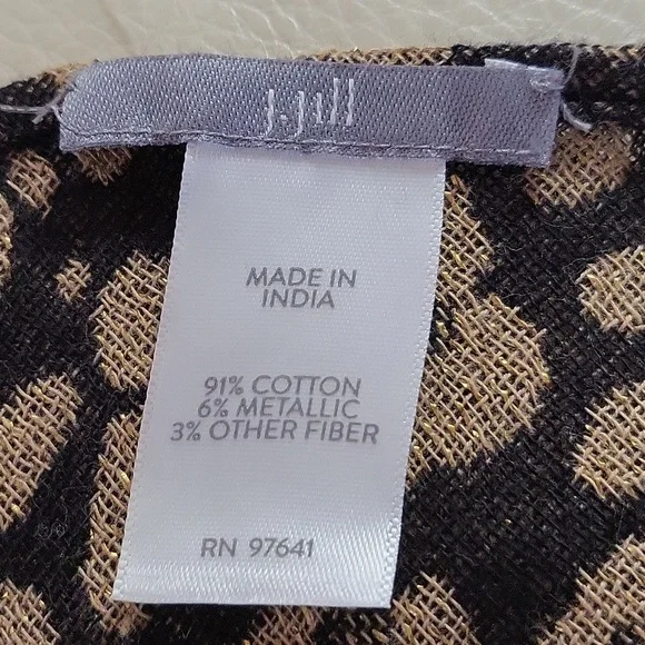 J Jill woman's Camelmulti multi-functional scarf wrap. One size. - Picture 7 of 11